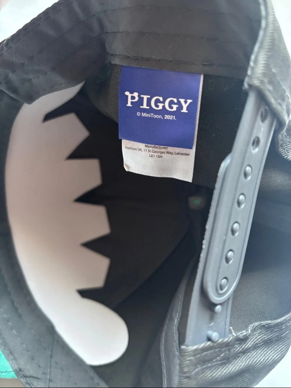 PIGGY Zompiggy Face Baseball Cap (Embroidered Hat, Youth Size w/ Adjustable Fit